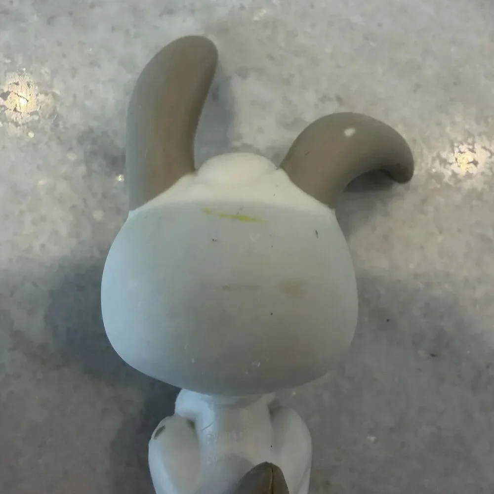 Littlest Pet Shop LPS #211 Bunny White Grey Green Eyes Pink Hasbro